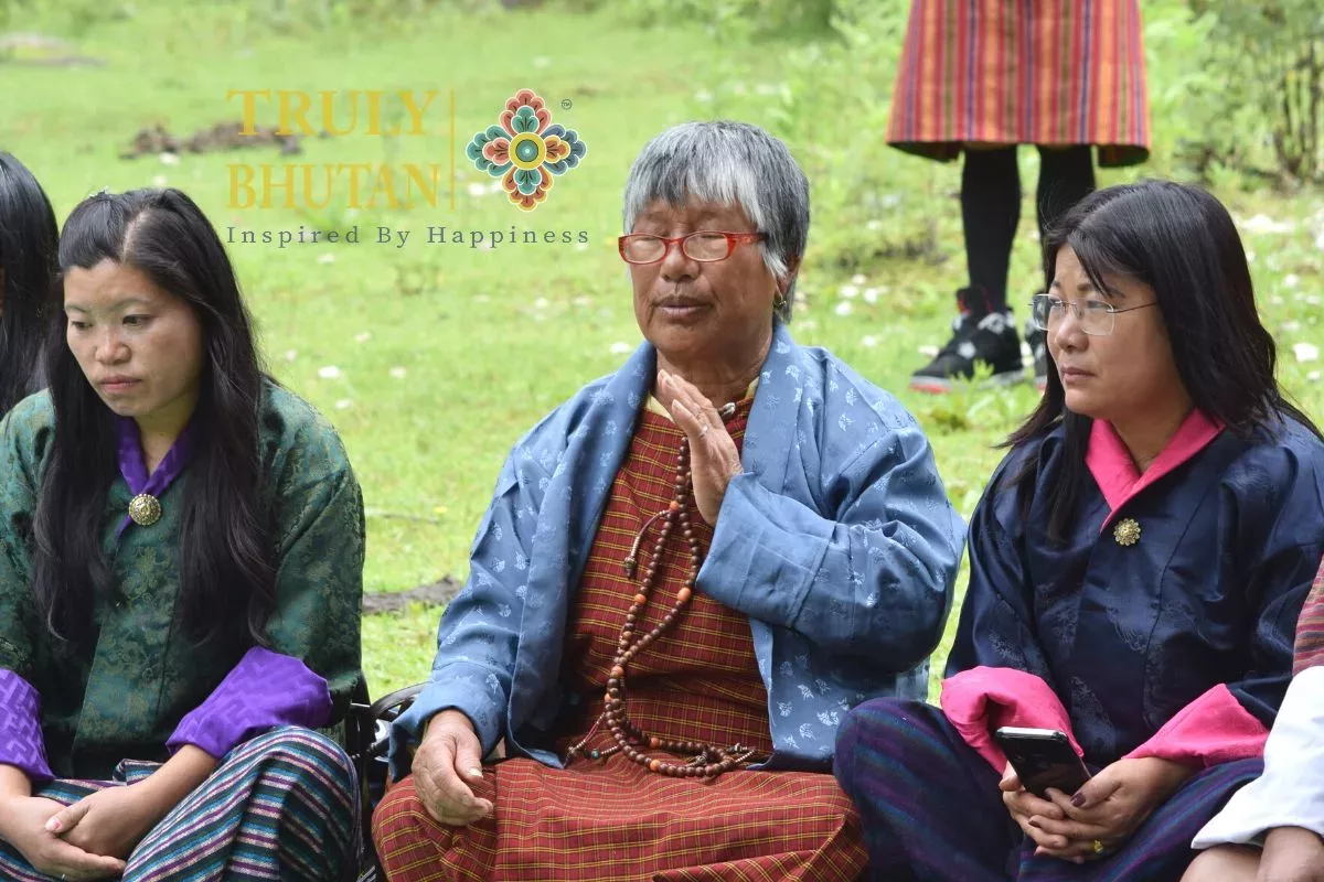 Bhutanese women | Corporate Social Responsibility