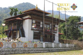 Sonam Choling Dratshang Temple
